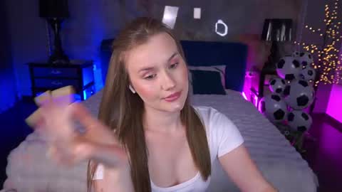 Snapshot of foxyykate chatting on July 9, 3:38 pm Kate online show from July 9, 3:38 pm