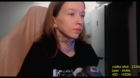 fran_bow online show from October 10, 8:13 am