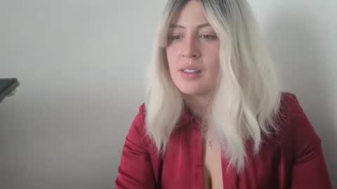 Snapshot of francescaasmith chatting on October 15, 7:47 pm Francesca online show from October 15, 7:47 pm