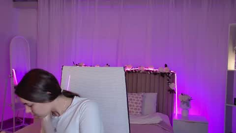Francesca online show from June 2, 9:11 am