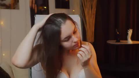 Francesca online show from July 9, 1:26 pm