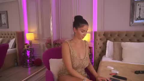 Snapshot of francescadante chatting on June 27, 12:22 pm francescadante online show from June 27, 12:22 pm