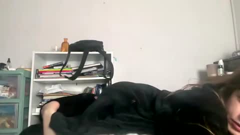 francescafey online show from November 23, 5:07 am