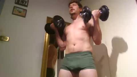 Snapshot of francesco_831115 chatting on September 29, 4:45 pm francesco_831115 online show from September 29, 4:45 pm