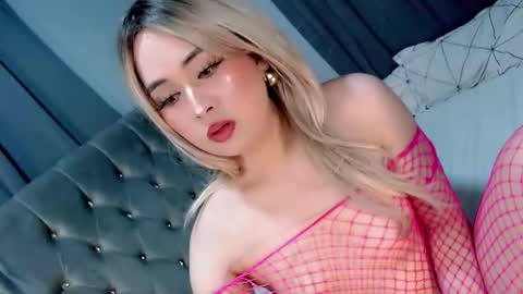 Snapshot of franchesca_fucks chatting on May 9, 9:14 am LOVE online show from May 9, 9:14 am