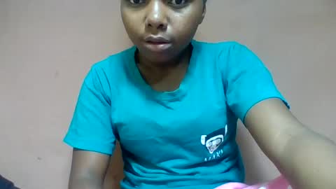 Snapshot of francia456881 chatting on July 16, 2:39 am francia456881 online show from July 16, 2:39 am