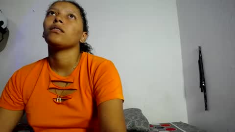 francihot4 online show from June 17, 2:03 am
