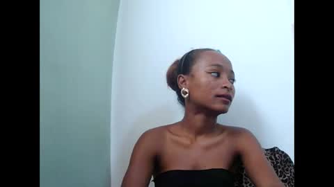 francine925426 online show from May 31, 8:54 am