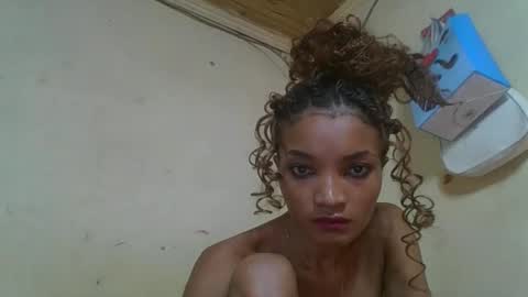 Snapshot of francinoli chatting on May 11, 4:04 pm Francinoli online show from May 11, 4:04 pm