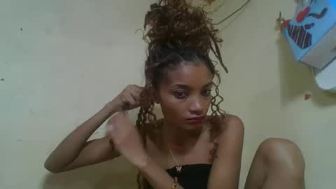Snapshot of francinoli chatting on May 12, 5:59 am Francinoli online show from May 12, 5:59 am