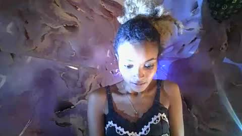 Snapshot of francinoli chatting on June 5, 9:37 am Francinoli online show from June 5, 9:37 am