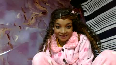 Snapshot of francinoli chatting on July 1, 4:14 am Francinoli online show from July 1, 4:14 am
