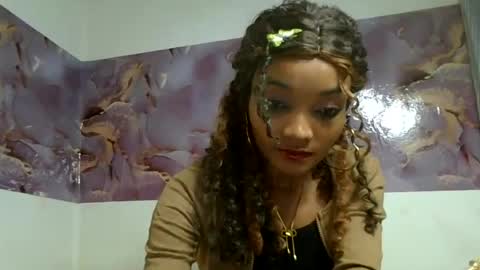 Snapshot of francinoli chatting on July 25, 4:59 pm Francinoli online show from July 25, 4:59 pm