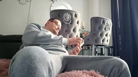 franciscomalin online show from February 6, 9:45 am