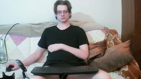 Frank online show from February 9, 6:12 pm