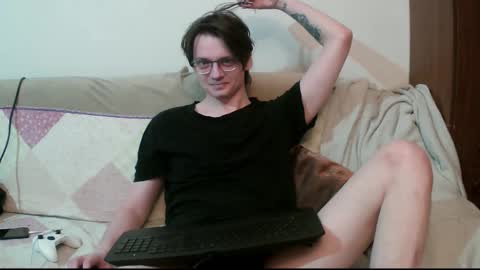 Frank online show from March 8, 2:04 am