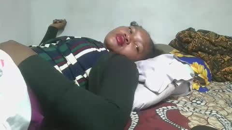 Snapshot of franckamby chatting on November 28, 12:46 am franckamby online show from November 28, 12:46 am