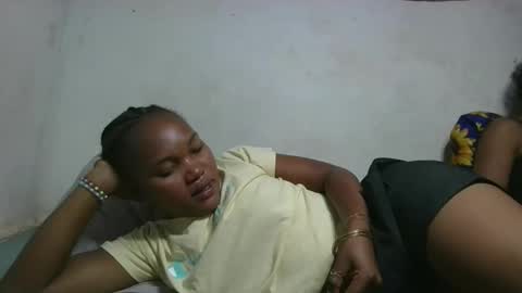 Snapshot of franckamby chatting on December 15, 11:14 am franckamby online show from December 15, 11:14 am