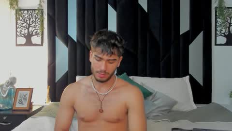 Snapshot of francobanderas1 chatting on September 9, 12:21 am FRANCO online show from September 9, 12:21 am