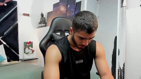 Snapshot of francobanderas1 chatting on December 5, 12:47 pm FRANCO online show from December 5, 12:47 pm