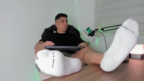 Snapshot of francodelacruz chatting on January 20, 12:15 am Francum online show from January 20, 12:15 am