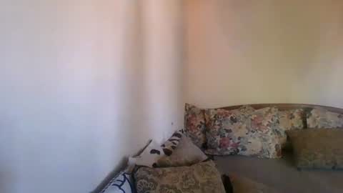 Snapshot of francoisee chatting on April 14, 7:14 am Hamie Sexy online show from April 14, 7:14 am