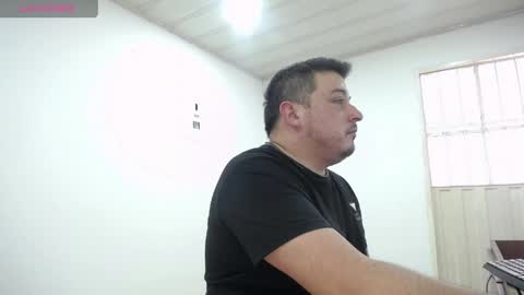 Juan online show from May 6, 6:02 pm