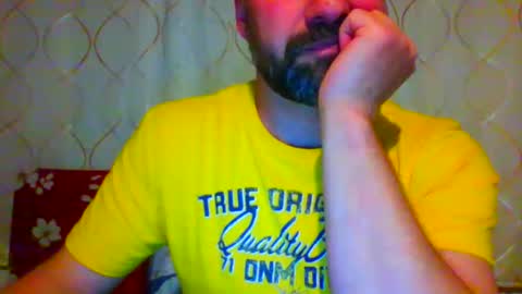 Snapshot of frank84848 chatting on May 28, 8:06 pm Frank online show from May 28, 8:06 pm