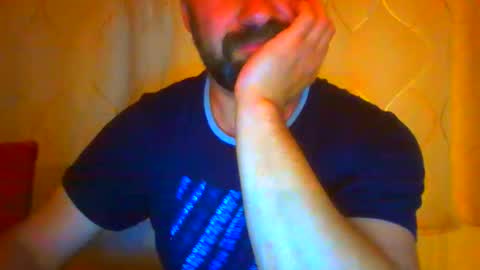 Snapshot of frank84848 chatting on June 7, 8:34 pm Frank online show from June 7, 8:34 pm