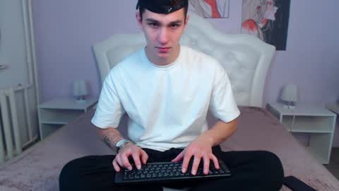 Frank online show from December 10, 2:48 am