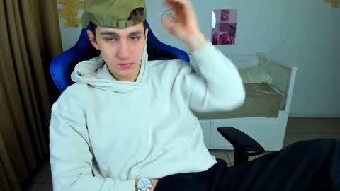 Frank online show from February 8, 5:44 am