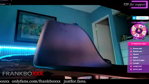 Snapshot of frankcokxxx chatting on April 11, 7:45 am Frankboxxx and mat online show from April 11, 7:45 am