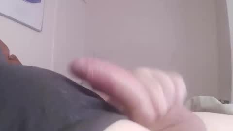 Snapshot of frankiel745 chatting on June 1, 6:26 am frankiel745 online show from June 1, 6:26 am