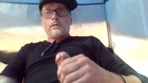 Girth Brookes online show from November 5, 5:02 pm