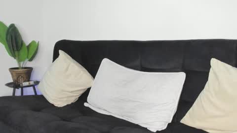 frank online show from November 25, 10:10 pm