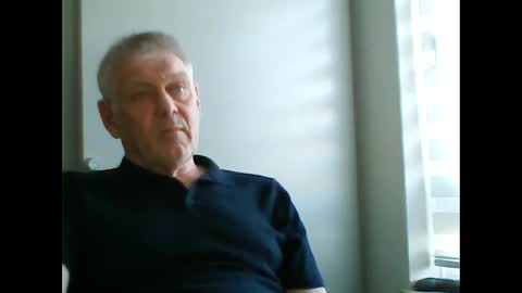 frannkboy61 online show from May 1, 6:01 pm