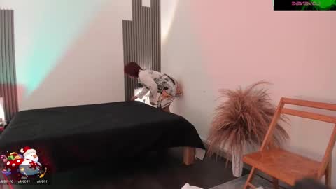 Fransheska online show from December 2, 1:39 pm