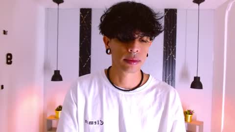 Franvill trato online show from October 4, 8:07 pm