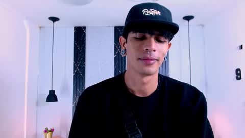 Franvill trato online show from November 10, 7:13 pm