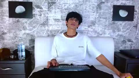 Franvill trato online show from December 15, 7:29 pm