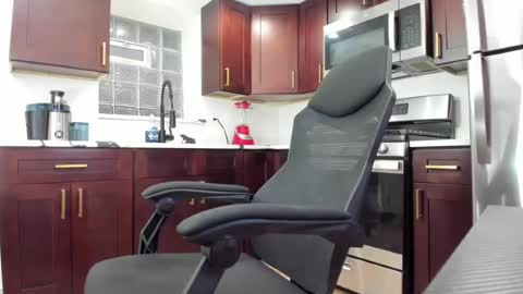 franyelis_latinhot online show from July 31, 1:38 am