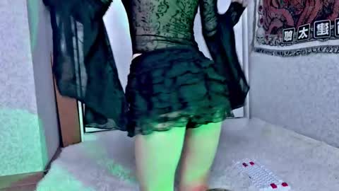 mistress Bastet and  mintcola online show from October 31, 6:14 am