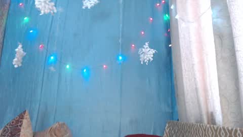 Snapshot of frau_becky chatting on February 12, 10:03 am frau_becky online show from February 12, 10:03 am