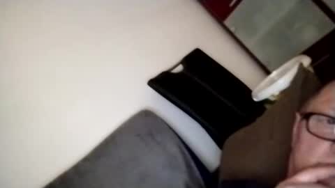 Wolfi online show from February 1, 12:58 pm