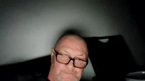 Wolfi online show from February 4, 7:14 am