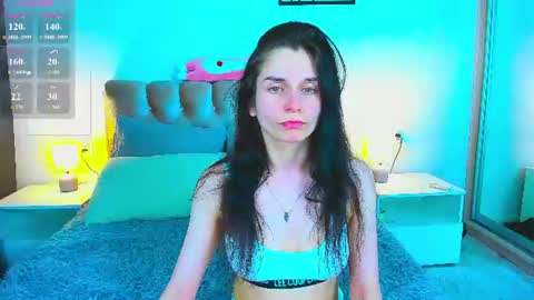 Snapshot of fraulein_kate chatting on June 17, 12:40 pm Kate online show from June 17, 12:40 pm