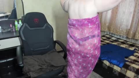 Snapshot of fraumartha chatting on March 7, 5:51 am FrauMartha online show from March 7, 5:51 am