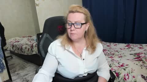 FrauMartha online show from March 26, 6:13 pm