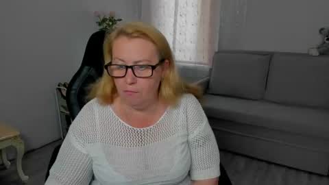 FrauMartha online show from July 10, 1:03 pm