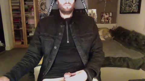 Snapshot of frbdycltr chatting on December 23, 10:10 am Free Body Culture 3 online show from December 23, 10:10 am